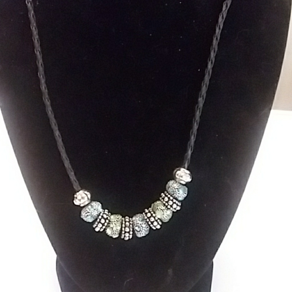 Necklace 10$
